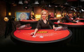 Operator live chat topbet88 berkomunikasi dengan pelanggan secara ramah dan cepat
